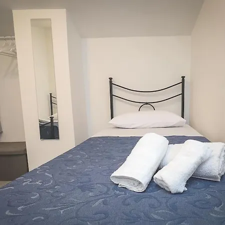 Angela Marble House Holiday home Carrara